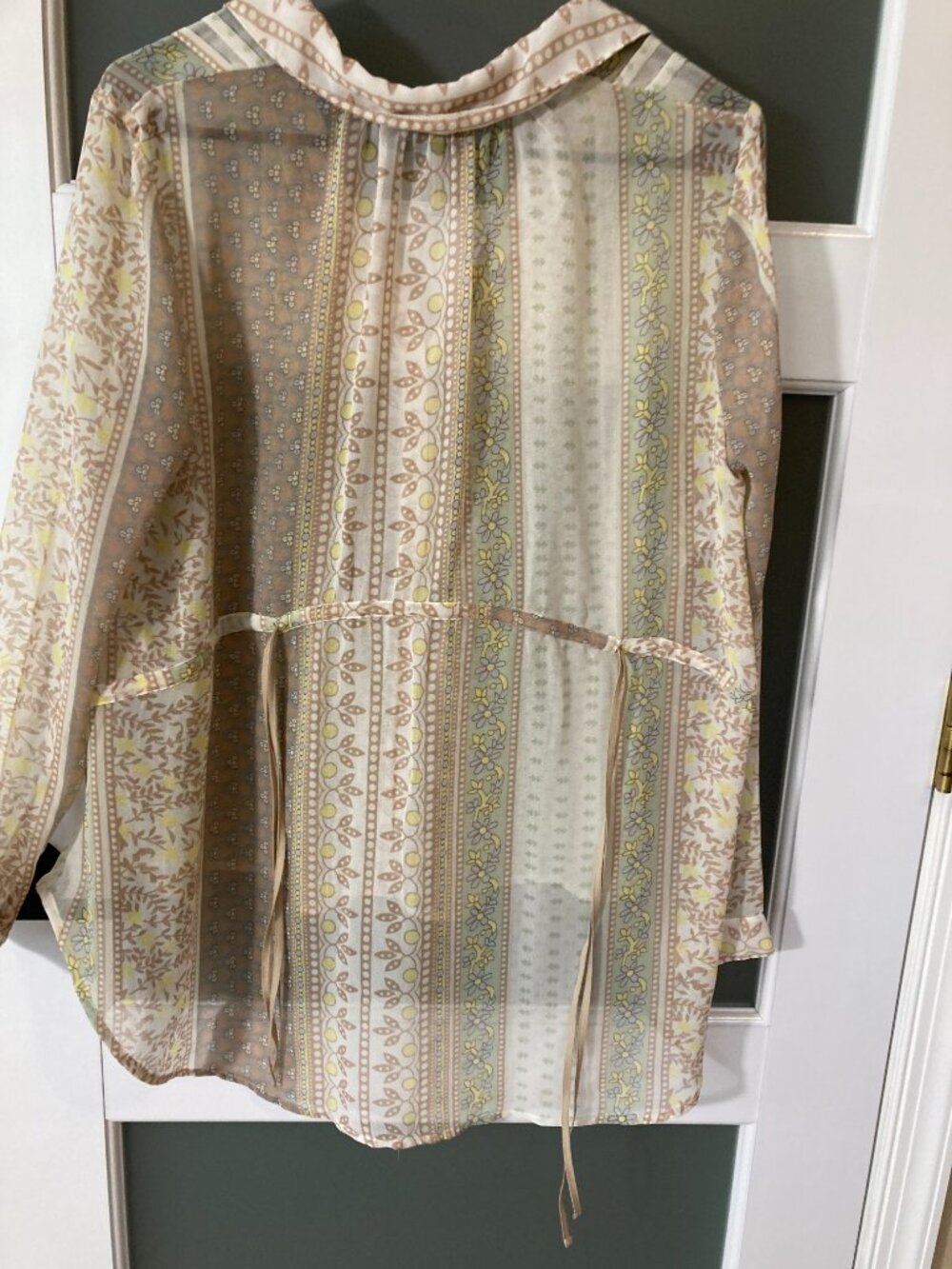 Free People Sz M Floral Print Sheer Button Front Blouse Long Sleeve Polyester -S - Picture 7 of 8